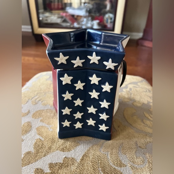✨❤️🤍💙Star Spangled Scentsy Warmer❤️🤍💙💡✨ - Picture 4 of 7